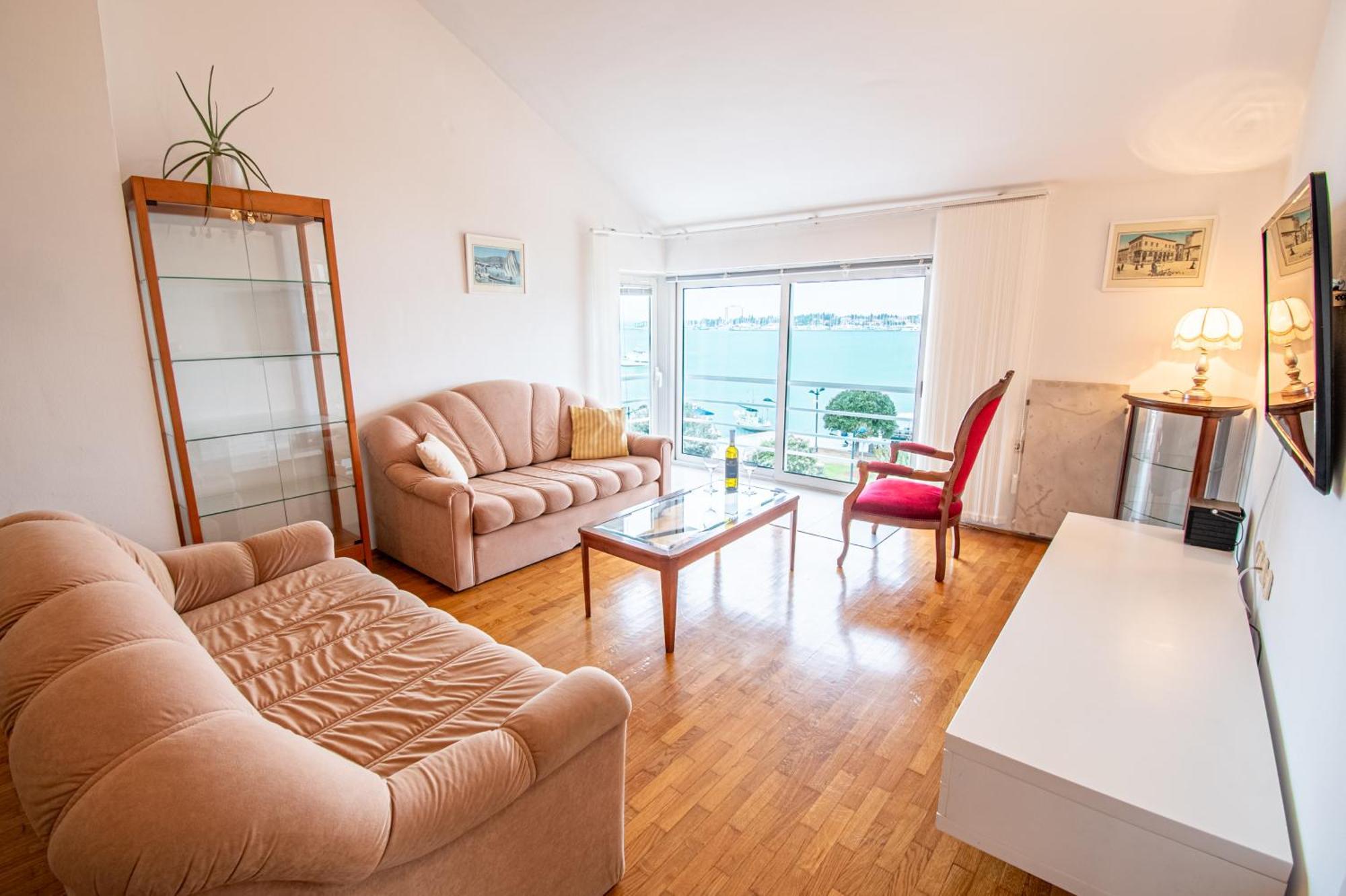 Apartment Umag Center Istria Croatia With Seaview By Rentistra Buitenkant foto