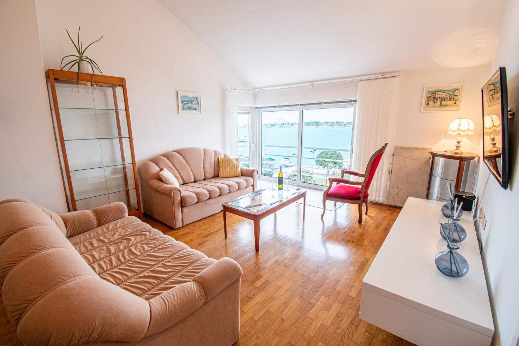 Apartment Umag Center Istria Croatia With Seaview By Rentistra Buitenkant foto