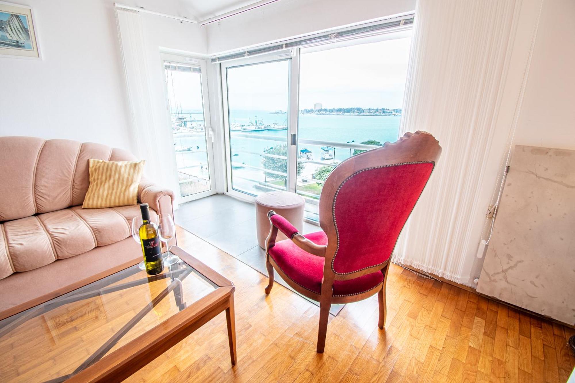 Apartment Umag Center Istria Croatia With Seaview By Rentistra Buitenkant foto